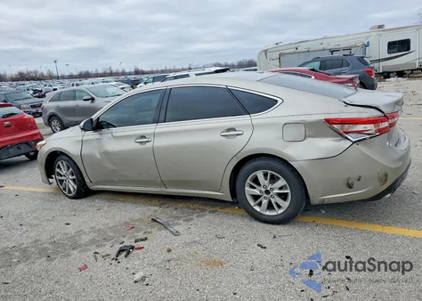 2013 Toyota Avalon Base z USA, uszkodzony, nr VIN 4T1BK1EB9DU062011
